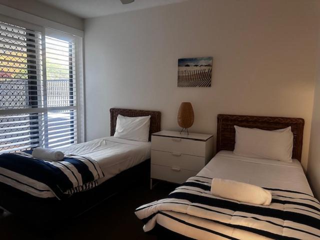 Kings Row Apartments Caloundra Ngoại thất bức ảnh