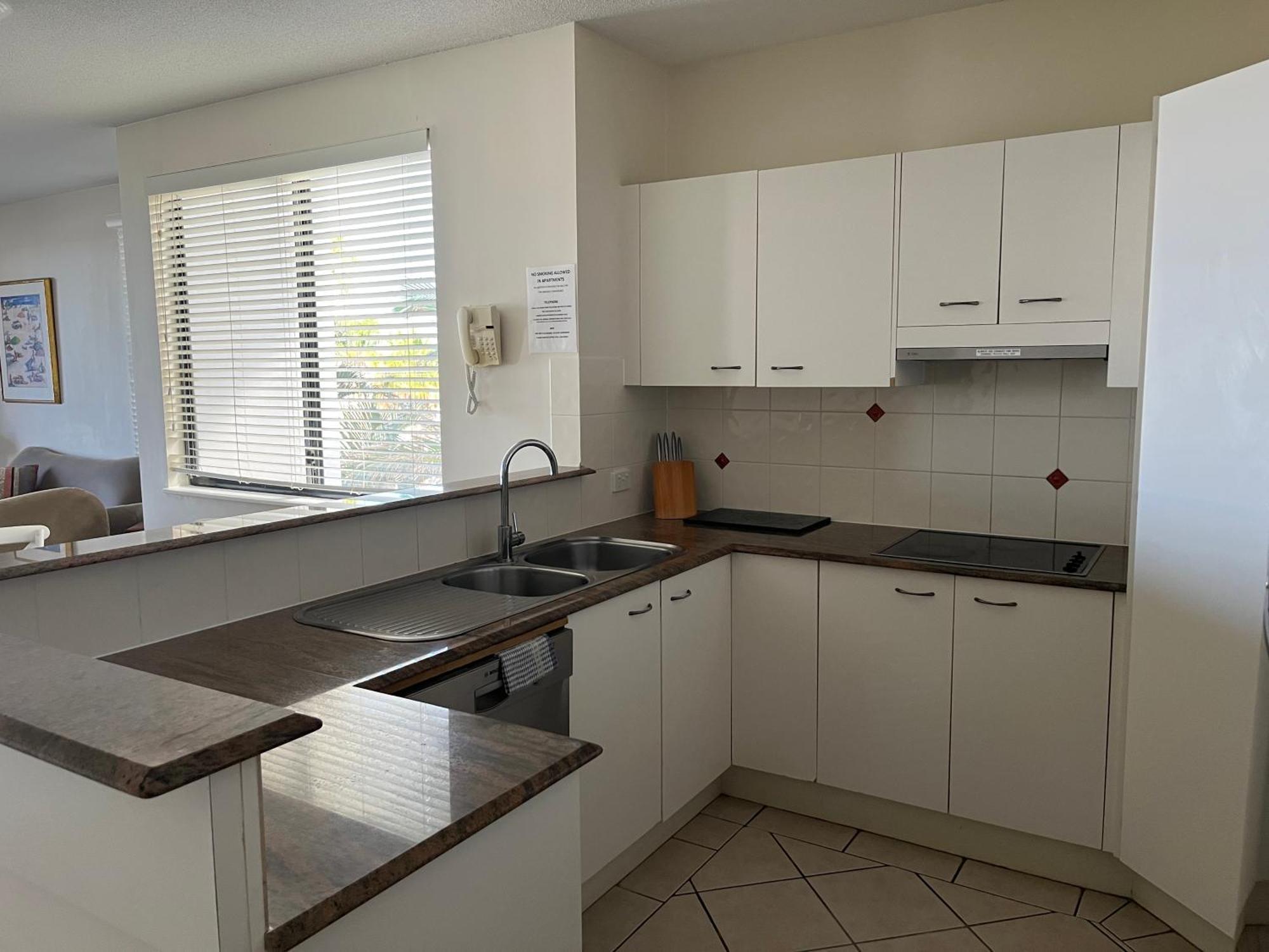 Kings Row Apartments Caloundra Ngoại thất bức ảnh